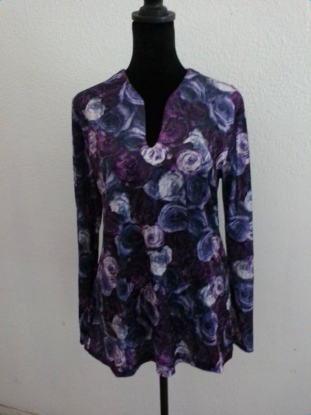 Coolwear, Gray and purple floral velvet long sleeve blouse,